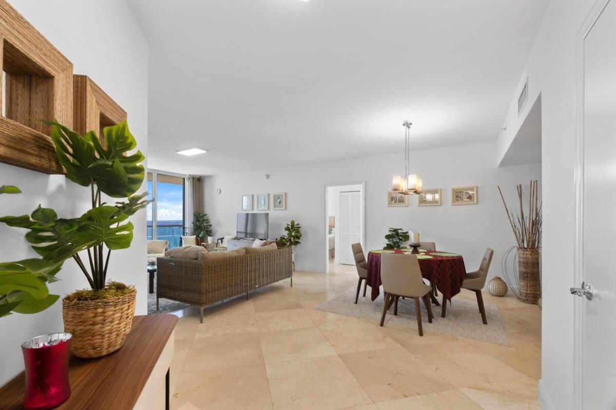 Luxury 2-Bedrooms Oceanfront Condo In Sunny Isles Sunny Isles Beach Extérieur photo