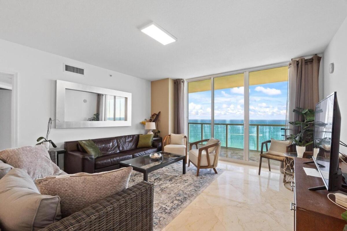 Luxury 2-Bedrooms Oceanfront Condo In Sunny Isles Sunny Isles Beach Extérieur photo